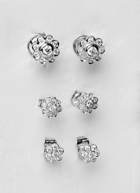 Pendientes Dormilonas Roseta Diamantes en Pavé